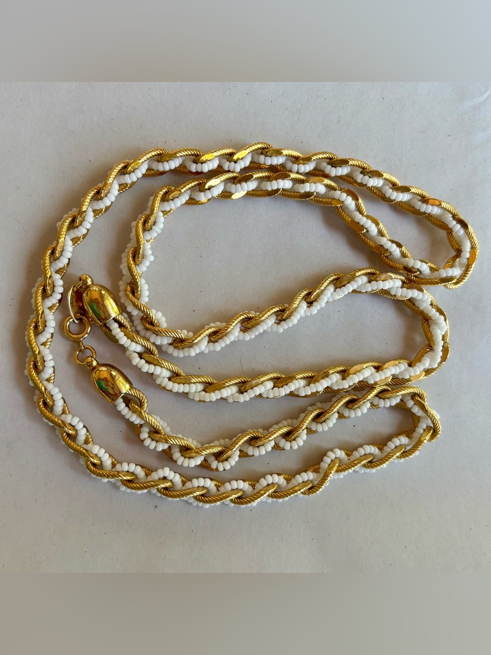 Vintage Trifari Gold & White Seed Bead Twist Necklace 28